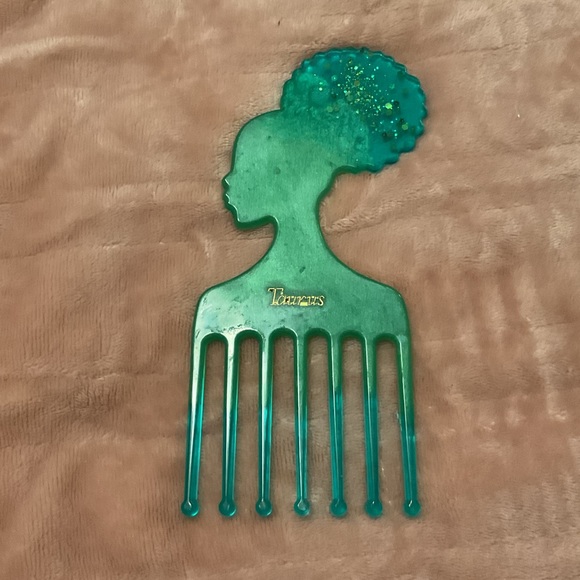 CUSTOM Zodiac Afro Comb - Female Ponytail - Picture 5 of 5